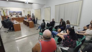Vereadores de Ascurra receberam representantes de professores municipais.